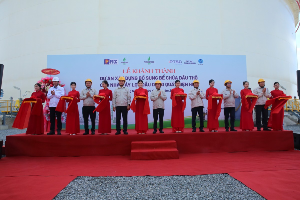 Khánh thành dự án xây dựng bổ sung bể chứa dầu thô cho Nhà máy Lọc dầu Dung Quất